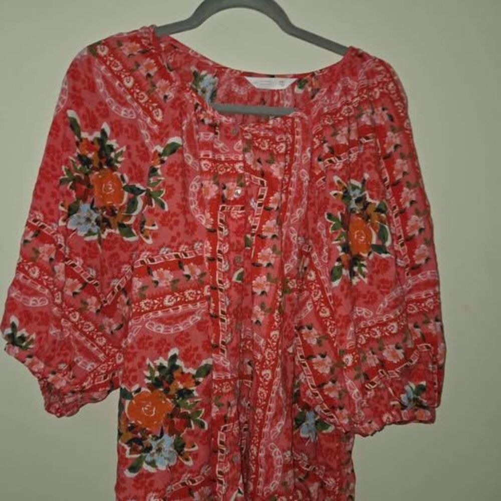 LC Lauren Conrad Floral Blouse